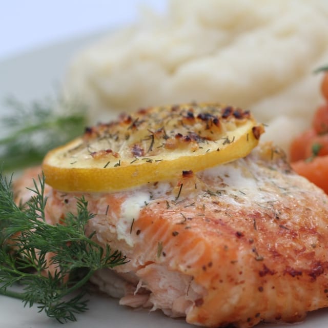 Filetes De Salmão A Portucale.