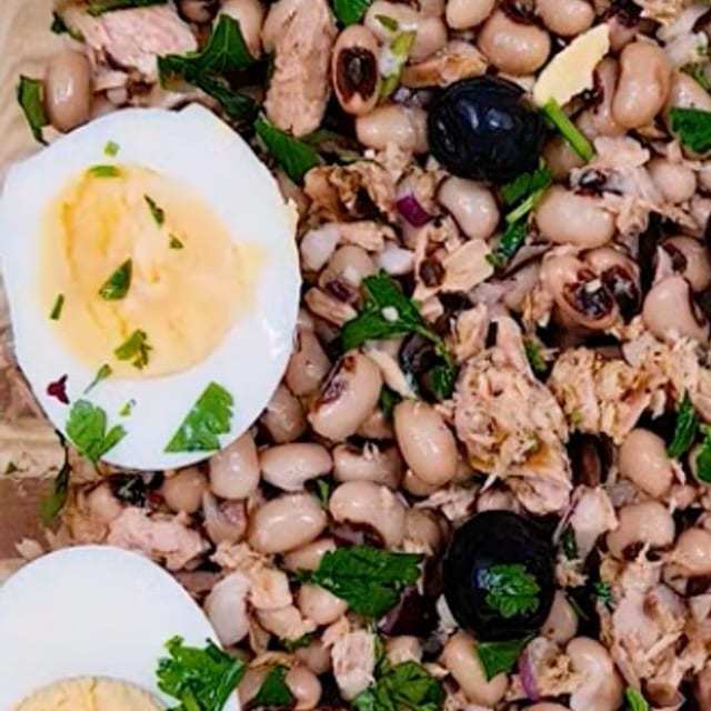 Salada De Atum C/ Feijão Frade.