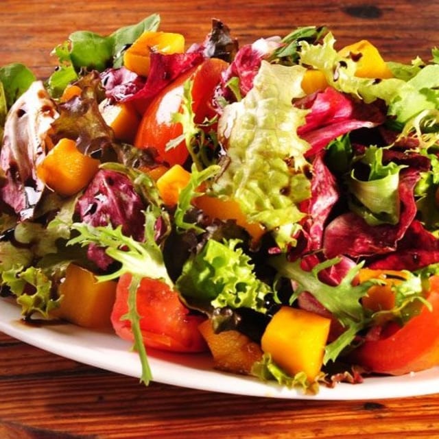 Salada Tropical.